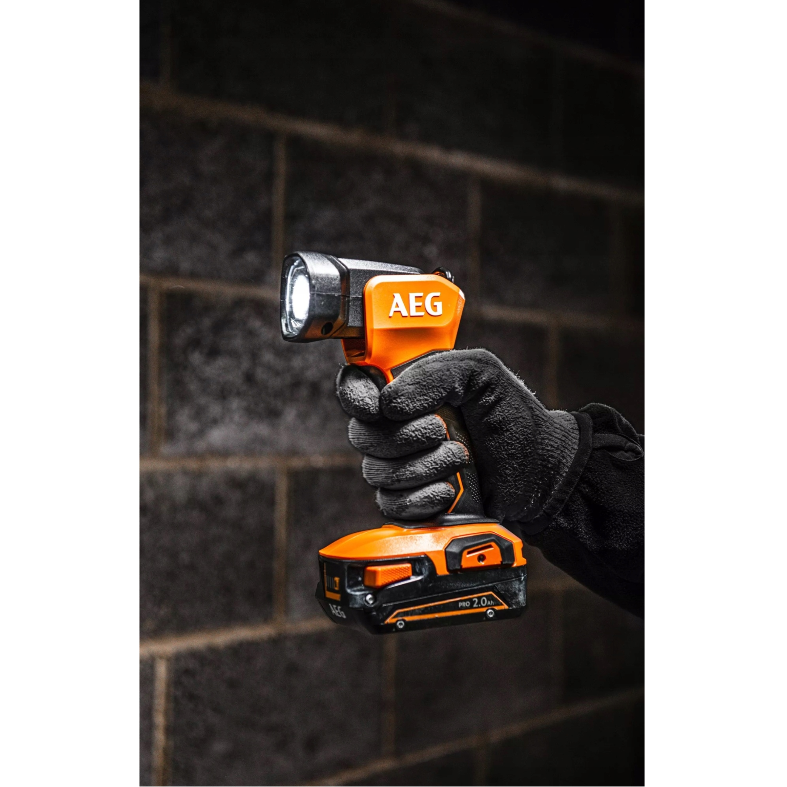 AEG Latarka Inspekcyjna Warsztatowa LED 6000K BFL18-0 - obrazek 2