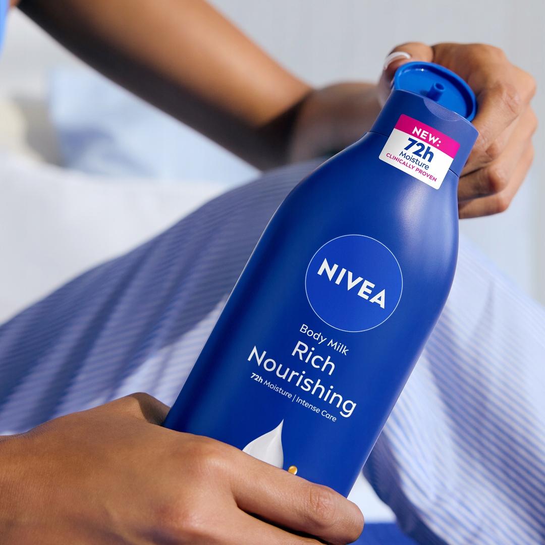 NIVEA Mleczko Odżywcze do ciała 400ml BODY - obrazek 6