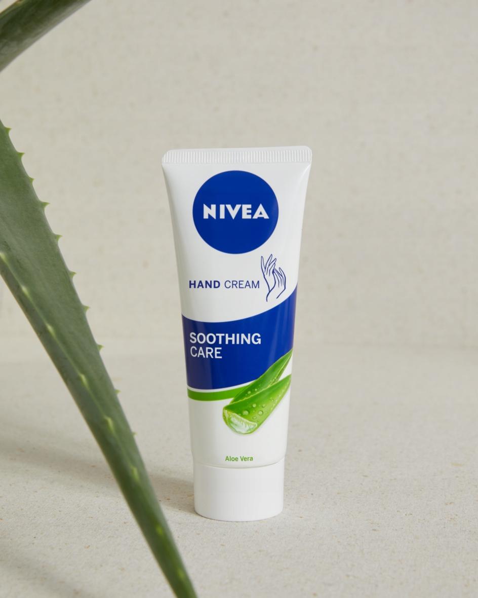 NIVEA Krem do rąk Refreshing Care SOOTHING CARE Aloes 75 ml - obrazek 10