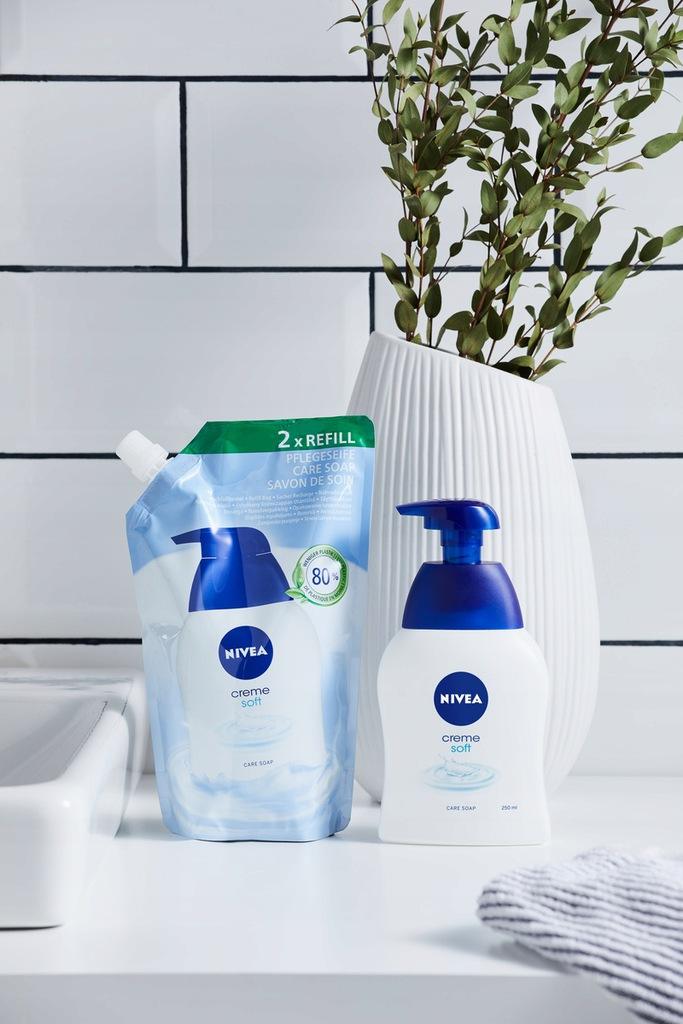 NIVEA Mydło w płynie Creme Soft 250ml - obrazek 4