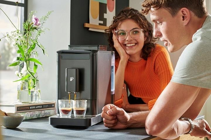 Tchibo Esperto 2 Caffe Granit Black Ekspres Ciśnieniowy Do Kawy - obrazek 5