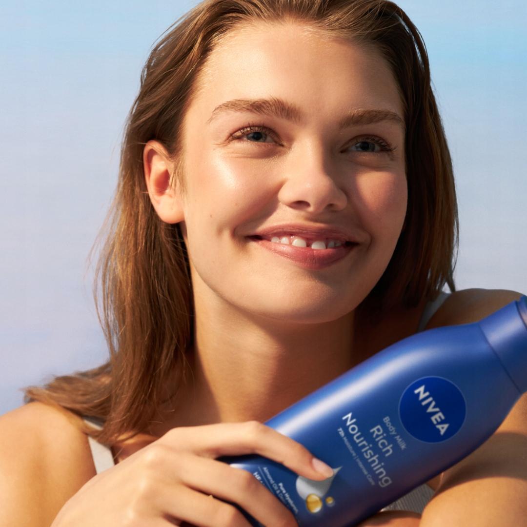 NIVEA Mleczko Odżywcze do ciała 400ml BODY - obrazek 5