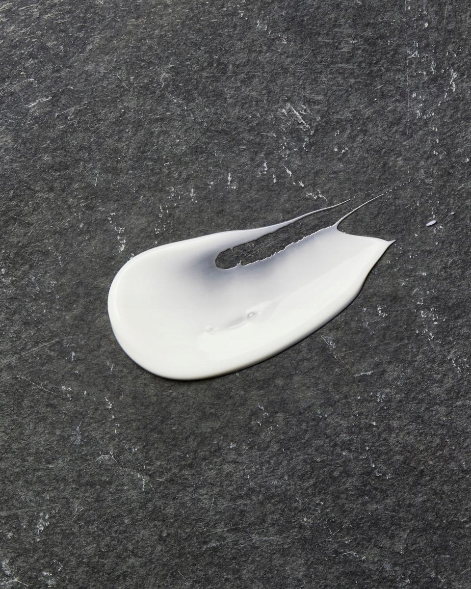 NIVEA MEN PROTECT & CARE KREM INTENSYWNIE NAWILŻAJĄCY 50 ml - obrazek 9