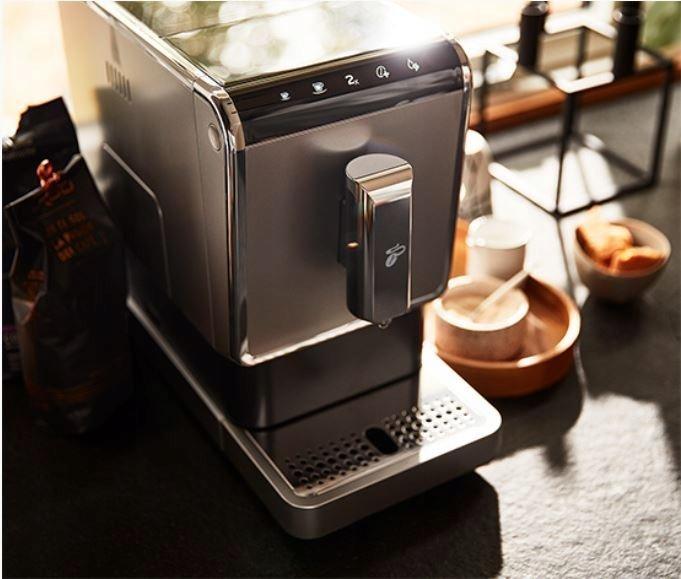 TCHIBO Ekspres Ciśnieniowy Esperto Caffe Srebrny - obrazek 10