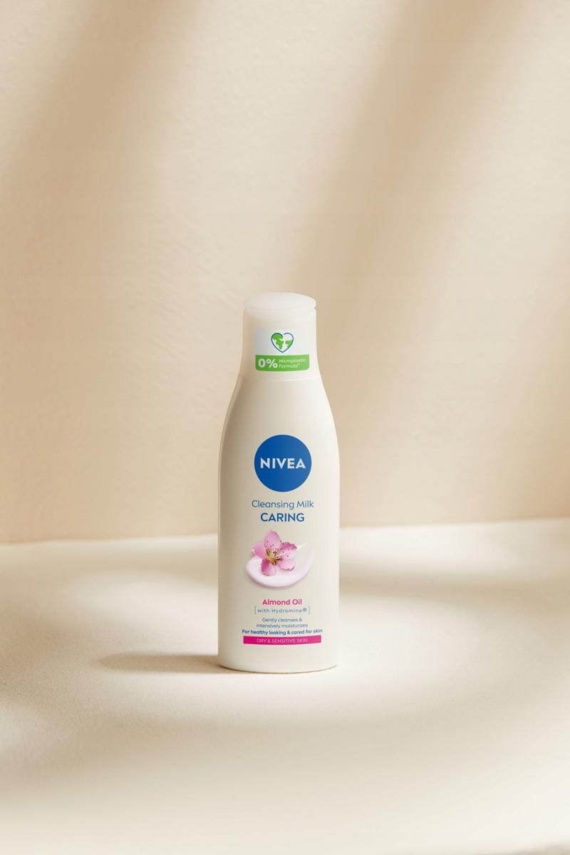 NIVEA ŁAGODNE MLECZKO OCZYSZCZAJĄCE CERA SUCHA I WRAŻLIWA 200 ml - obrazek 8