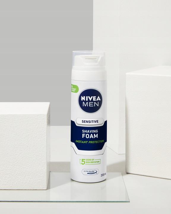 NIVEA Men Łagodząca pianka do golenia Sensitive 200 ml - obrazek 2