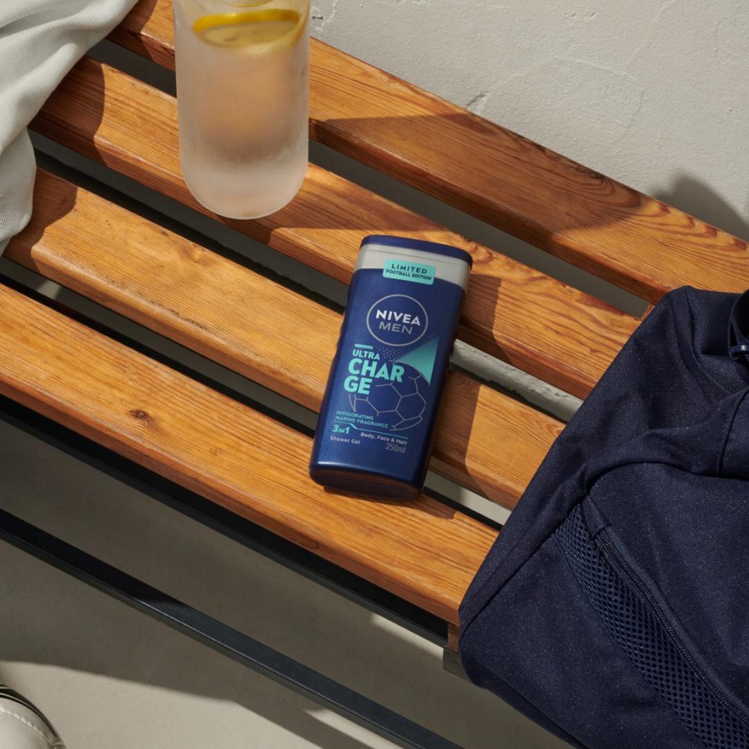 NIVEA MEN Ultra Charge Żel pod prysznic, 250 ml - obrazek 3