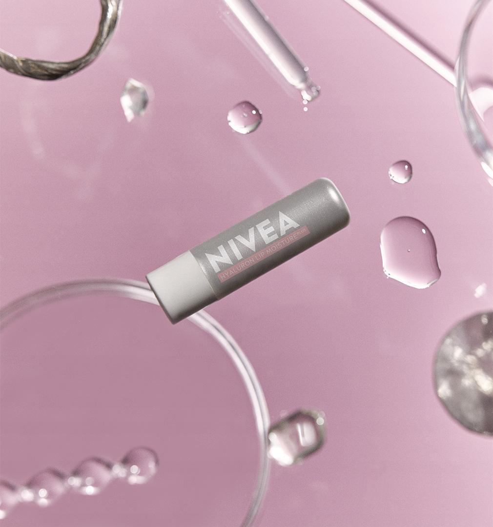 NIVEA HYALURON MOISTURE PLUS Balsam pomadka do ust - obrazek 9