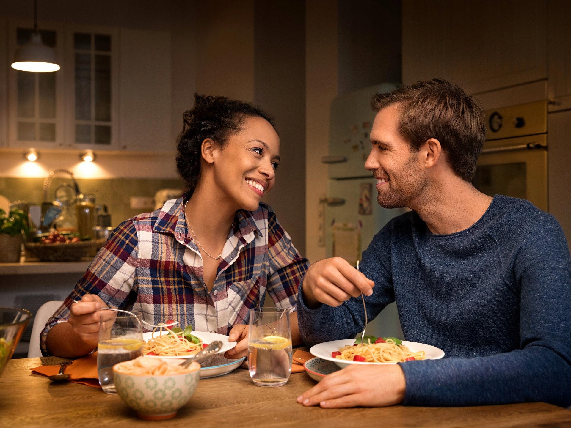 Osram żarówka LED E27 A60 10W=75W 1055lm 2700K - obrazek 13