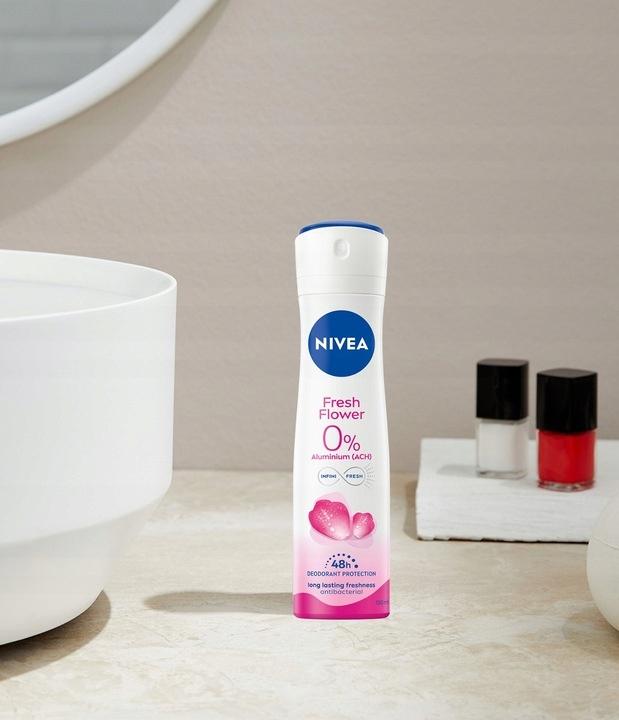 NIVEA FRESH FLOWER 0% SOLI ALUMINUM DEZODORANT W SPRAYu 150 ML - obrazek 8