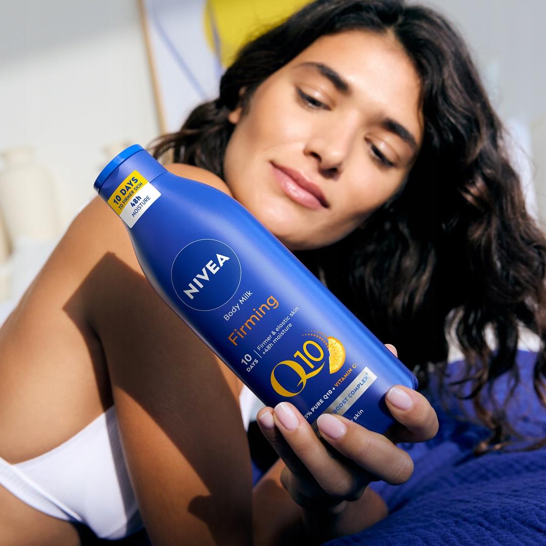 NIVEA UJĘDRNIAJĄCE MLECZKO DO CIAŁA Q10 + WITAMINA C 400 ML - obrazek 3