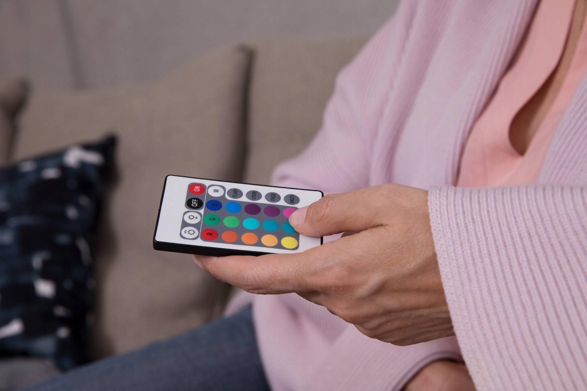 OSRAM Ledvance Żarówka LED kulka RGBW + PILOT 4,9W = 40W E14 470lm - obrazek 12